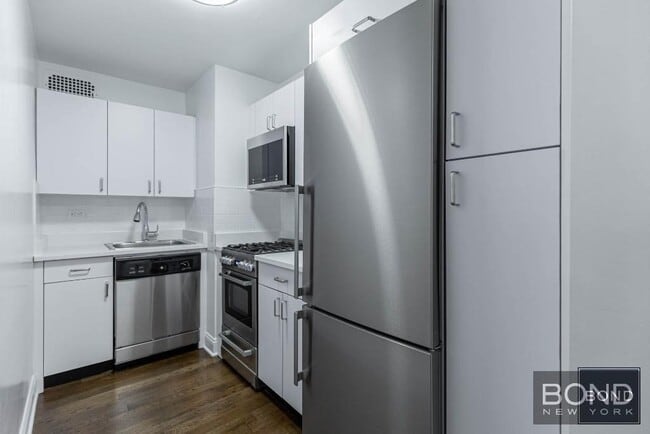 property at 957 2nd Ave
