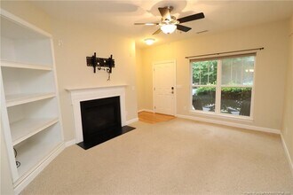 8011 Sunset Branch Ct in Raleigh, NC - Building Photo - Building Photo