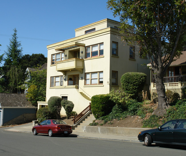 717-723 El Dorado in Vallejo, CA - Building Photo - Building Photo