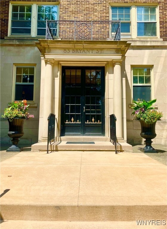 83 Bryant St in Buffalo, NY - Foto de edificio - Building Photo