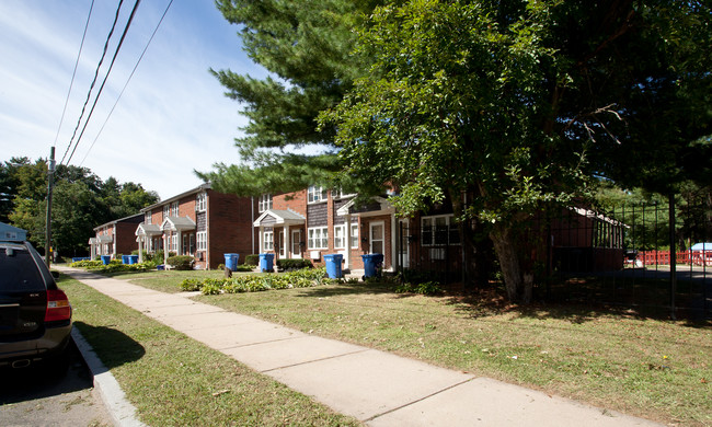 Dart Gardens in Hartford, CT - Building Photo - Building Photo