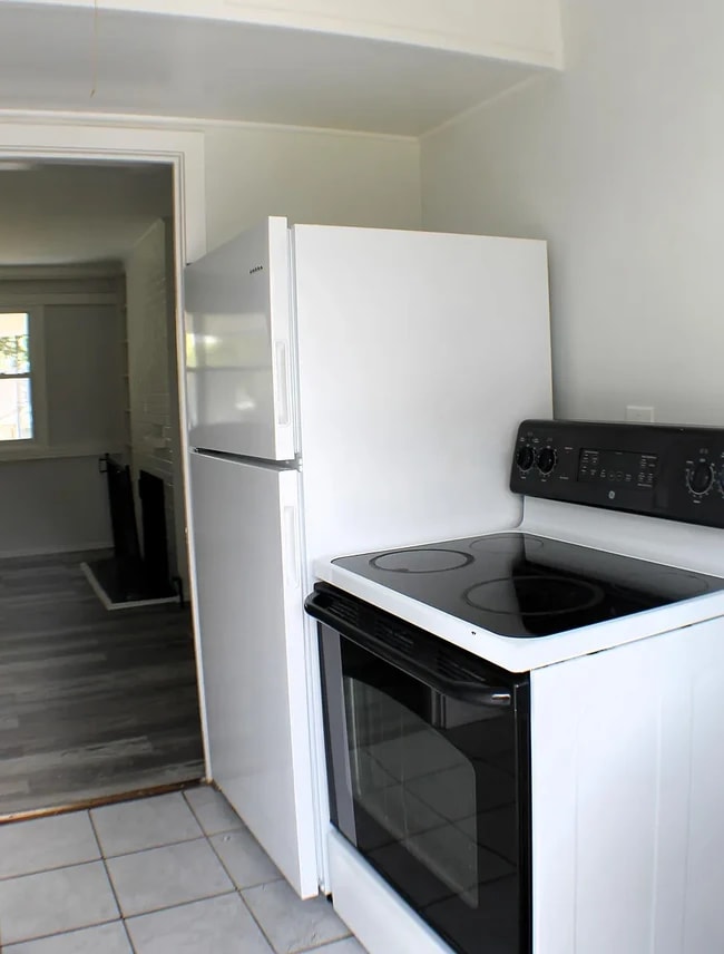 318 E Fairview Rd, Unit 318 in Oak Ridge, TN - Building Photo - Building Photo