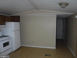 47 Shamrock Ave in Dover, DE - Building Photo - Building Photo