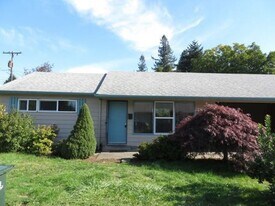 2487 Laralee St in Springfield, OR - Building Photo
