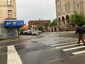 5924 5th Ave in Brooklyn, NY - Foto de edificio - Other