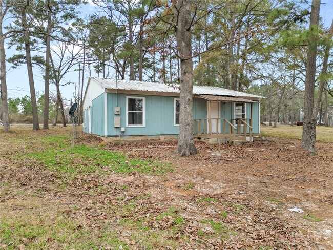 31 B Jackson Rd in Huntsville, TX - Building Photo - Building Photo