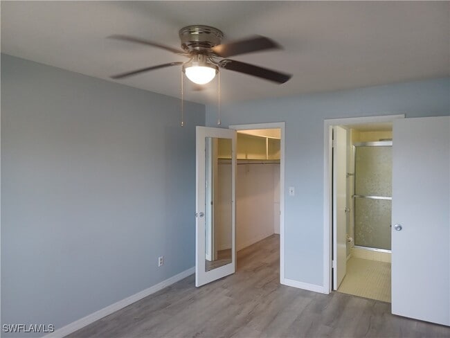 property at 1915 W Lakeview Blvd