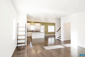 903 Nassau St in Charlottesville, VA - Building Photo - Building Photo