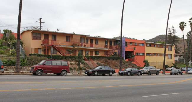 4940-4946 N Figueroa St in Los Angeles, CA - Building Photo - Building Photo