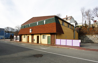 262-264 Main St in Gloucester, MA - Building Photo