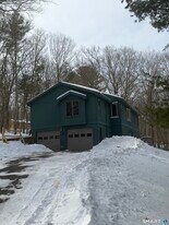 410 Old Tolland Turnpike in Coventry, CT - Building Photo