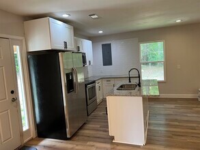 1716 GA-85 in Fayetteville, GA - Building Photo - Building Photo