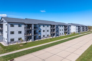 Legacy Creekside Apartments in Kaukauna, WI - Building Photo