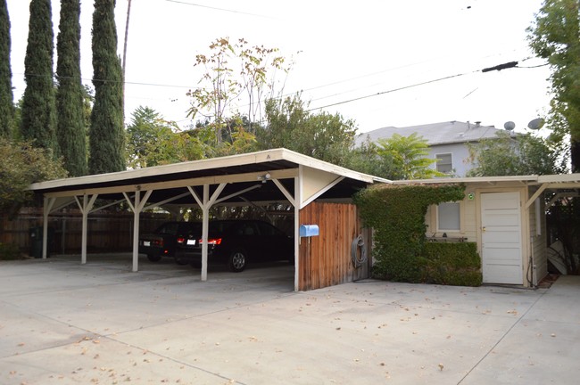 424 Concord Ave in Monrovia, CA - Building Photo - Building Photo