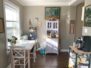 1056 W Thorndale Ave in Chicago, IL - Building Photo - Building Photo