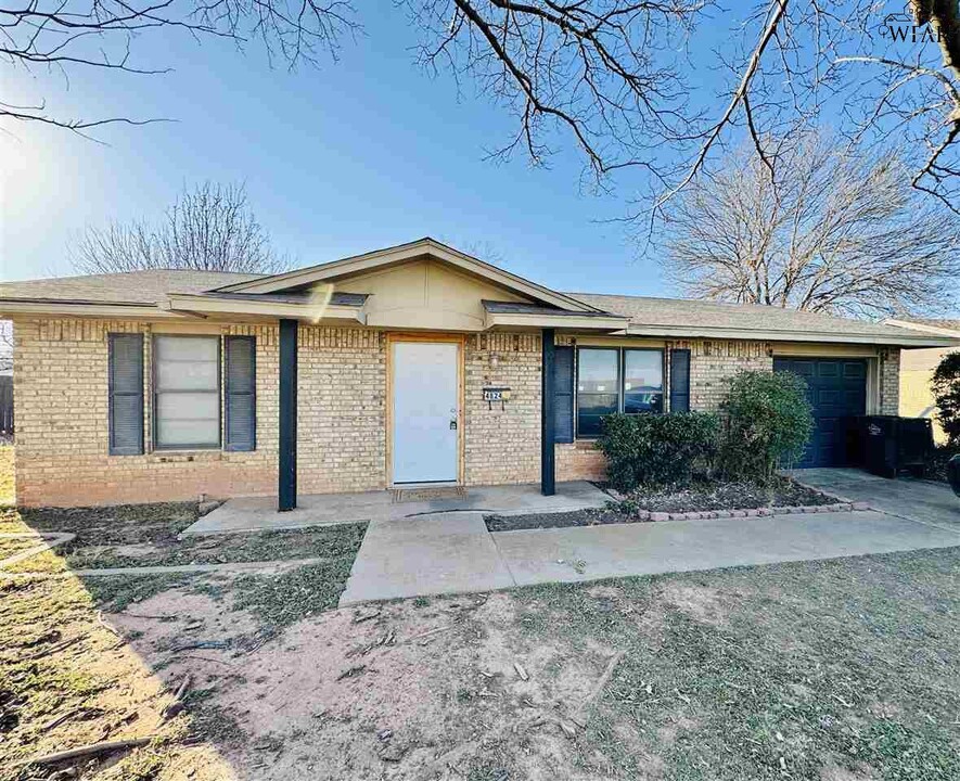 4824 Sonora Dr in Wichita Falls, TX - Building Photo