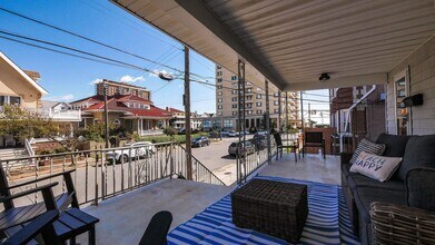 26 S Oakland Ave in Ventnor City, NJ - Building Photo - Building Photo