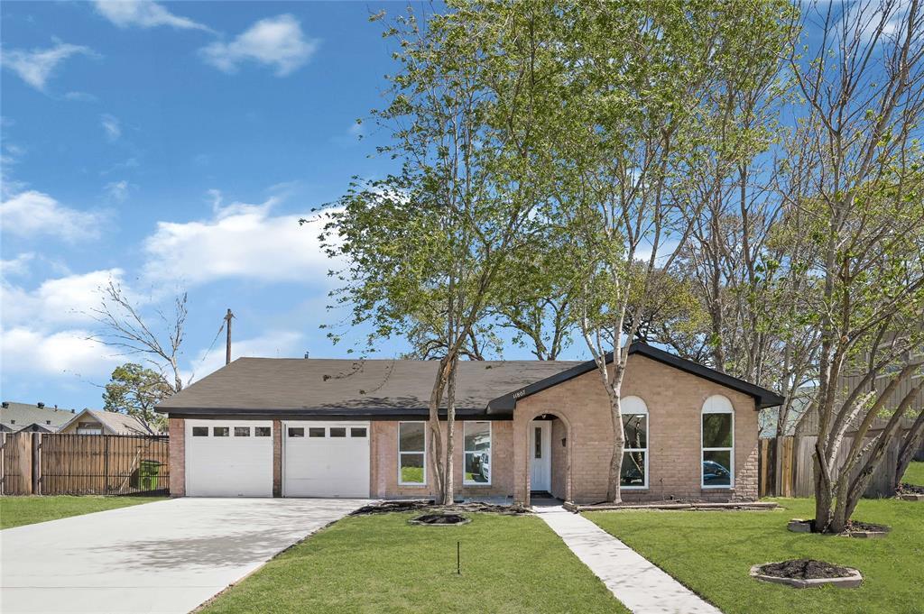 11807 Oceanview St in Houston, TX - Building Photo