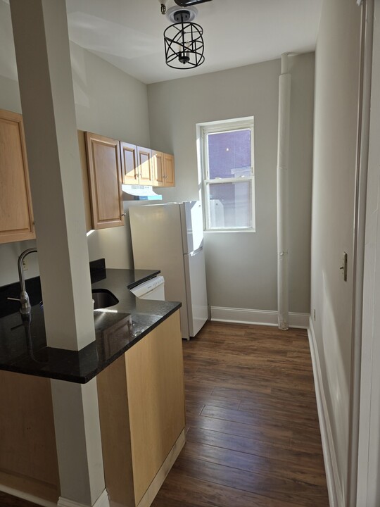 1248 Beacon St, Unit 5 in Brookline, MA - Building Photo