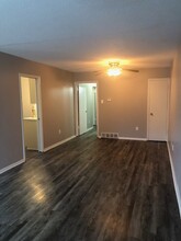 2114 Goldbrier Ln in Memphis, TN - Building Photo - Building Photo