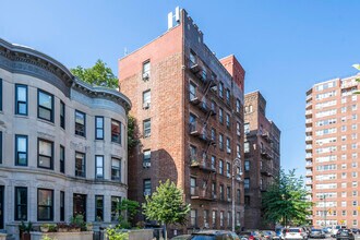 581 Flatbush Ave in Brooklyn, NY - Building Photo - Building Photo