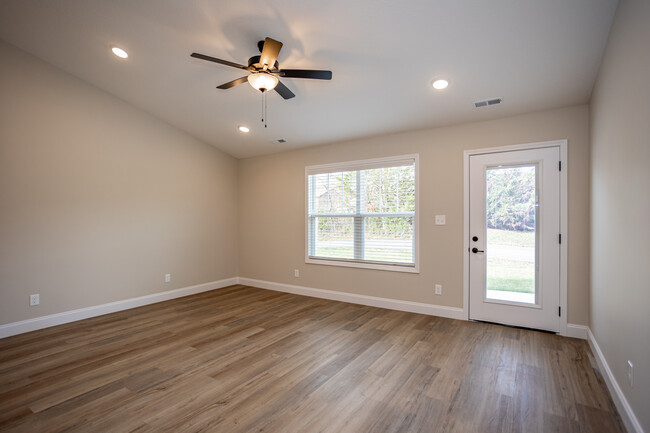 The Townhomes at Rather in Knoxville, TN - Building Photo - Interior Photo