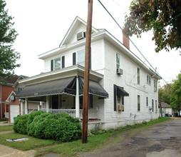 1121 9th St in Huntington, WV - Building Photo - Building Photo