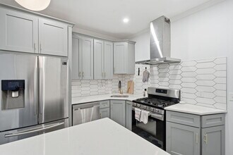 68 Edson St in Boston, MA - Foto de edificio - Building Photo