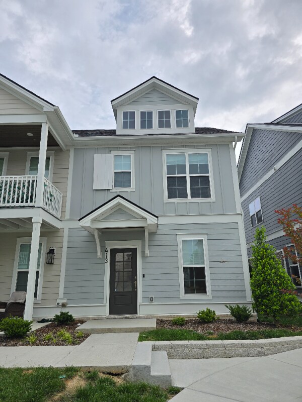 property at 413 Drakes Wy