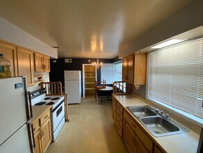 294 S Dewey Ave in Cedar City, UT - Building Photo - Building Photo