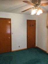 1101 E Lindsey St in Norman, OK - Building Photo - Building Photo