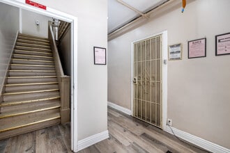 647 18th St in Los Angeles, CA - Building Photo - Building Photo