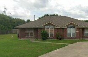 1010 Sun Meadow Ct in College Station, TX - Building Photo - Building Photo