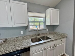 5423 NW 62nd Pl in Ocala, FL - Building Photo - Building Photo