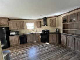 4971 Old Boonesboro Rd in Winchester, KY - Building Photo