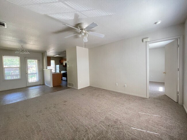 413 Creek St in Copperas Cove, TX - Building Photo - Building Photo