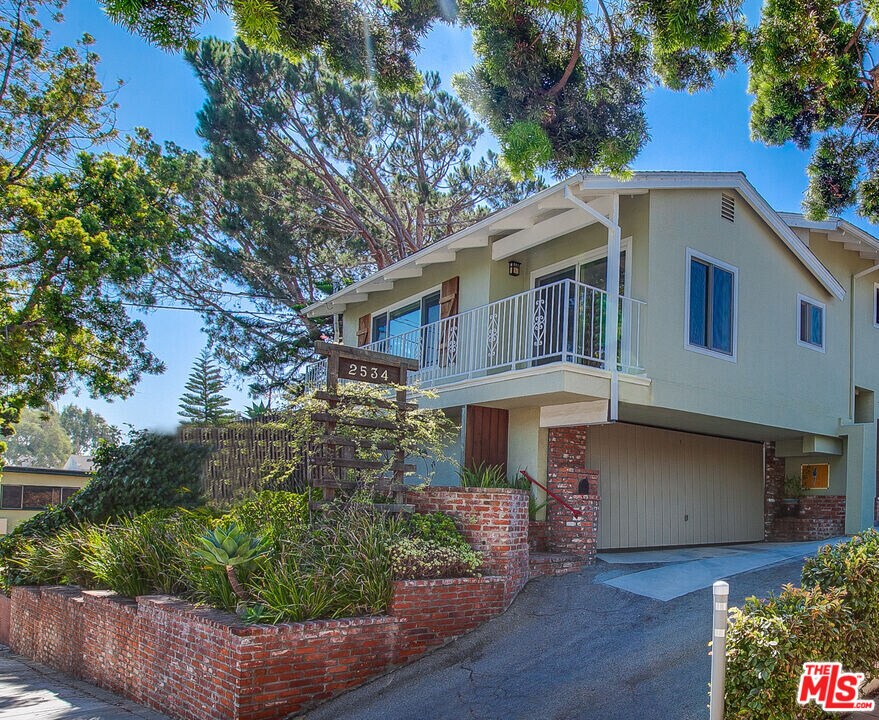 2534 7th St in Santa Monica, CA - Building Photo