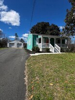 116 A P Hill Ave in Highland Springs, VA - Building Photo