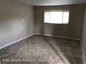 219 E St John St in San Jose, CA - Building Photo - Building Photo