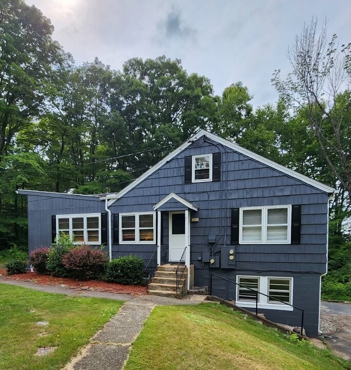 1 Minnesota Rd, Unit 1 bedroom in Mansfield, CT - Building Photo