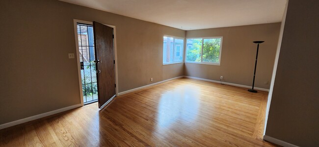 2421 Damuth St, Unit 2