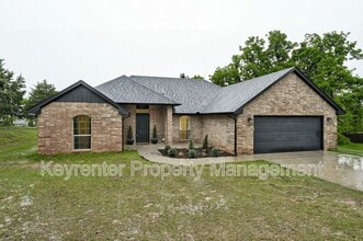 5760 Alder Ave in Guthrie, OK - Building Photo - Building Photo