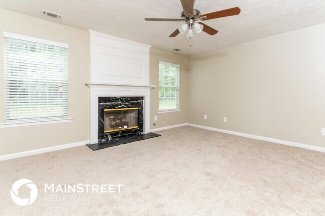 1496 Paladin Ct in Hampton, GA - Building Photo - Building Photo