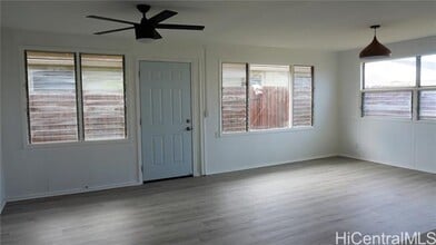 85-121-121 Ala Walua St in Waianae, HI - Building Photo - Building Photo