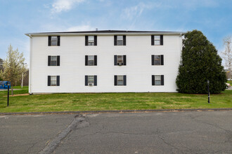 Westview Park Condos in Plaistow, NH - Building Photo - Building Photo