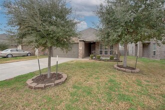 2546 Oakleaf Ash Ln in Fresno, TX - Building Photo - Building Photo