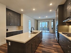 2339 Kinetic Cmn, Unit 202 in Fremont, CA - Building Photo - Building Photo