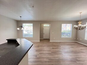 5955 Westgate Dr in Orlando, FL - Building Photo - Building Photo