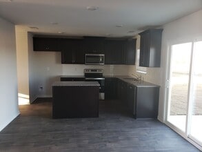 512 Dakota Rd in New Bern, NC - Building Photo - Building Photo