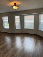 613 W Edgewood St in Springfield, MO - Building Photo - Building Photo